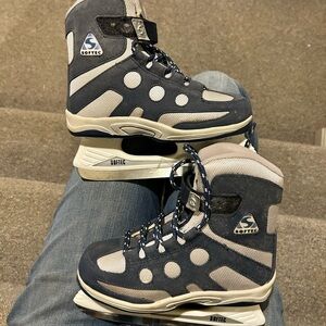 JACKSON softec kids skates sized 2